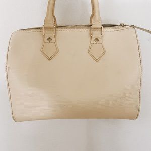 Louis Vuitton Epi Speedy 25